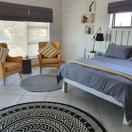 Albatross Guesthouse Langebaan Luaran gambar