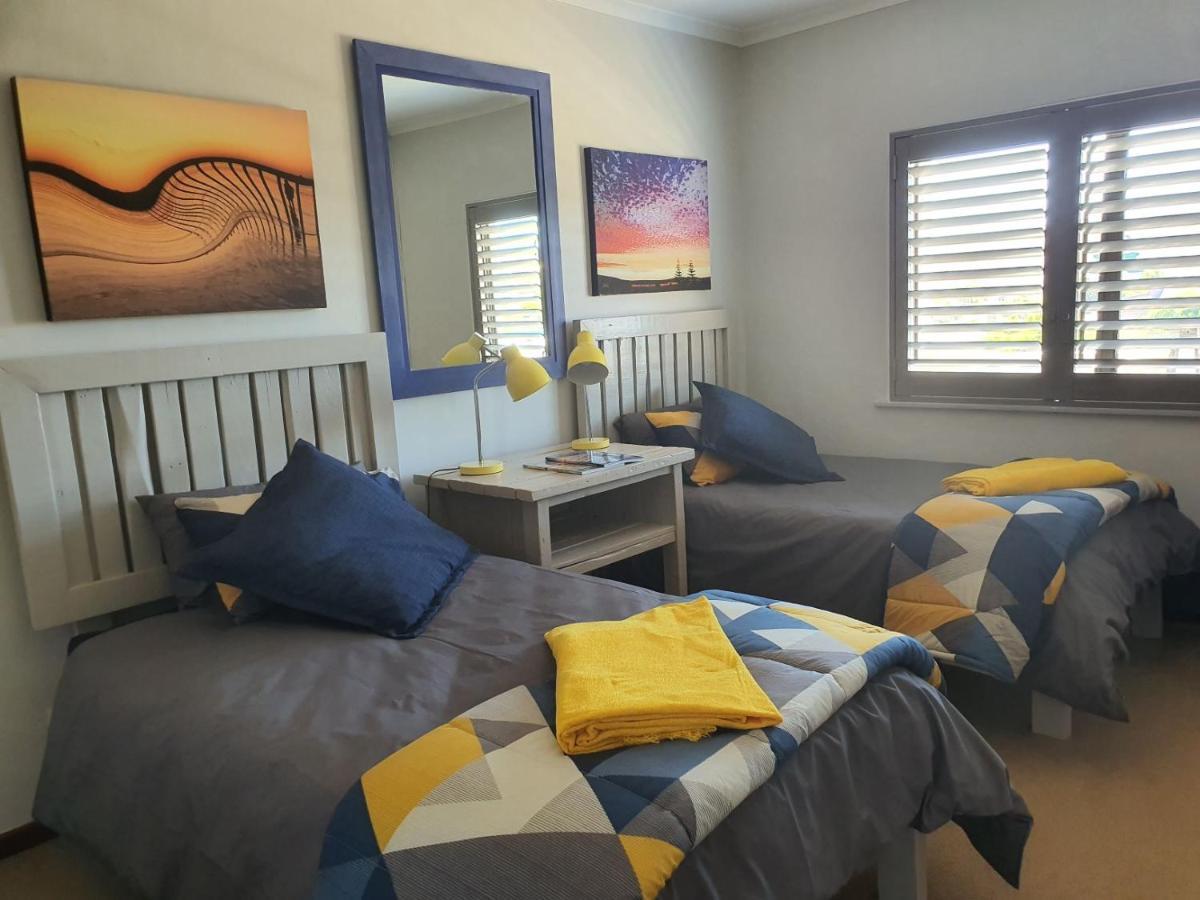 Albatross Guesthouse Langebaan Luaran gambar