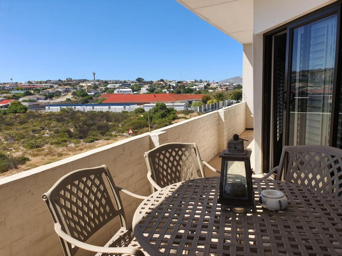 Albatross Guesthouse Langebaan Luaran gambar