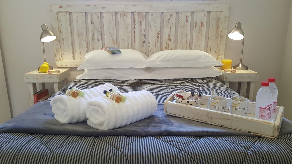 Albatross Guesthouse Langebaan Luaran gambar