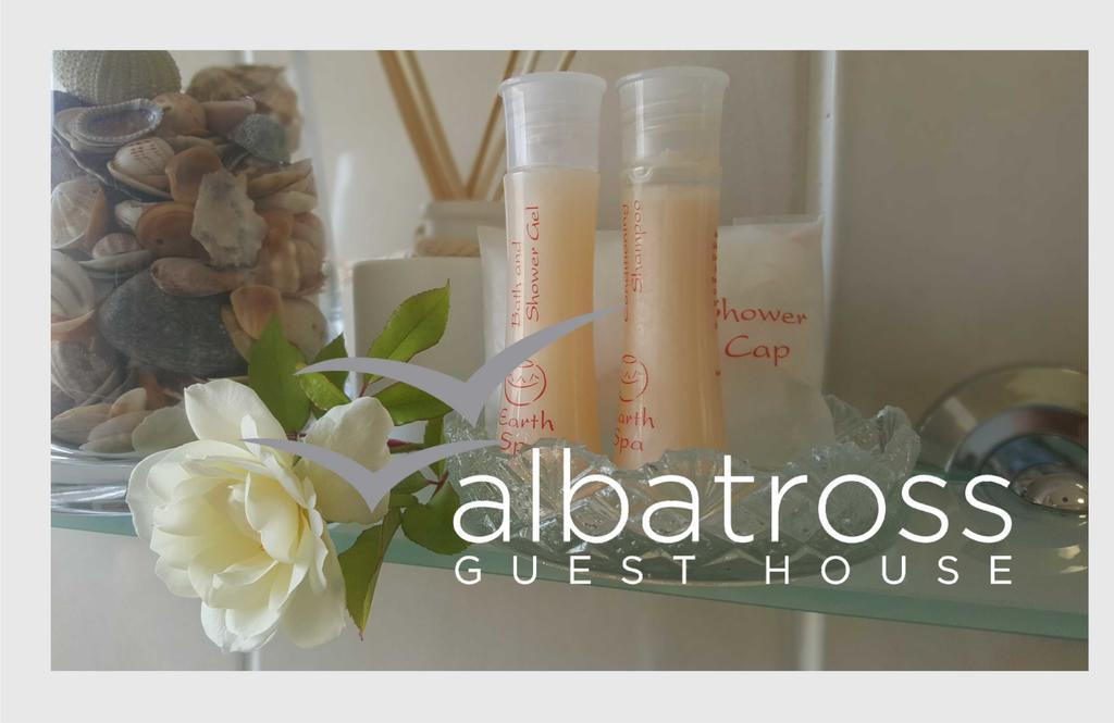 Albatross Guesthouse Langebaan Luaran gambar