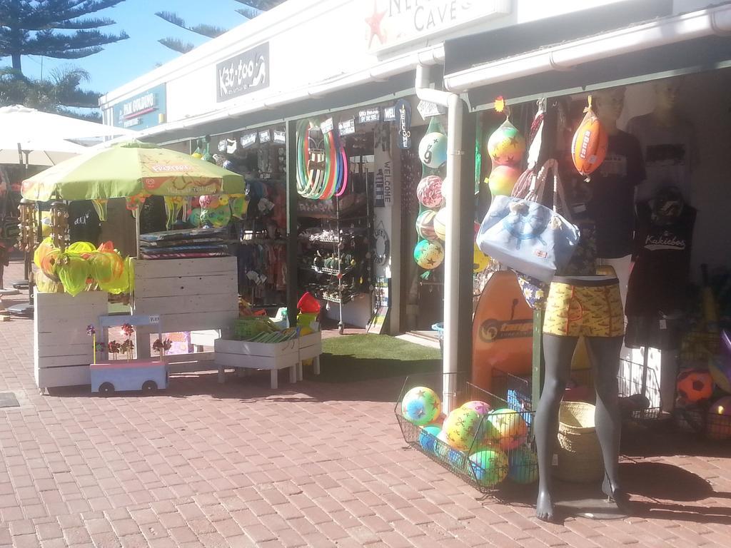 Albatross Guesthouse Langebaan Luaran gambar