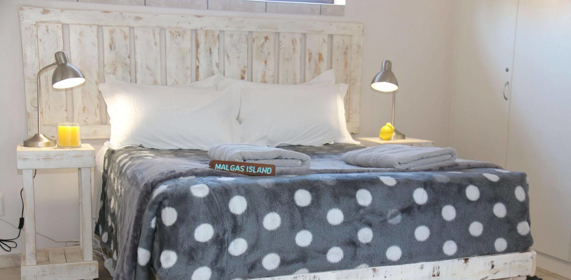 Albatross Guesthouse Langebaan Luaran gambar